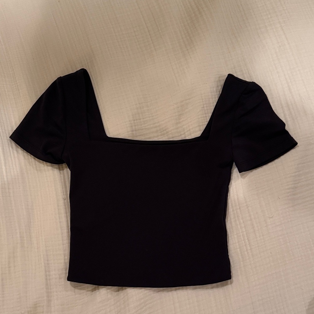 Aritzia Babaton Square Neck top